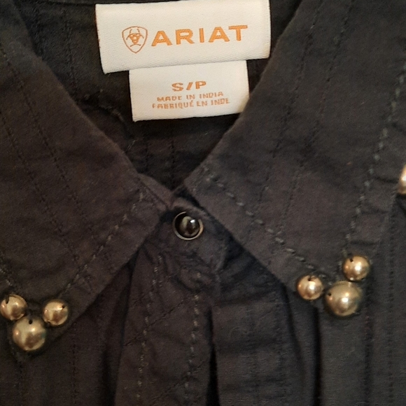 Clothes - Picture 2 of 4